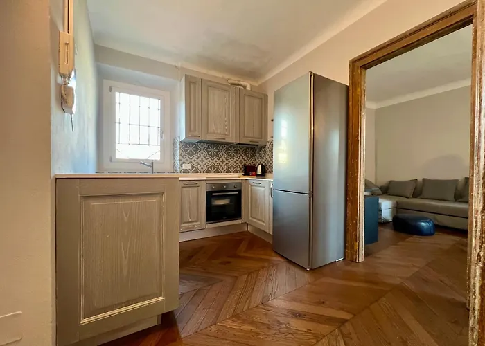 Big Historical Colonne * Milan