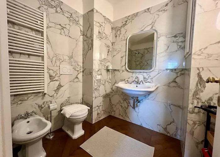 Apartment Big Historical Colonne