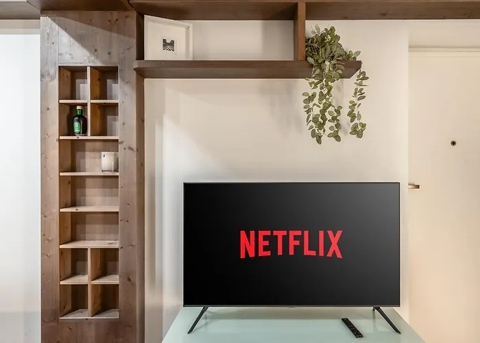 Kibilu - Via Dell'unione - Centre - Duomo * Milán