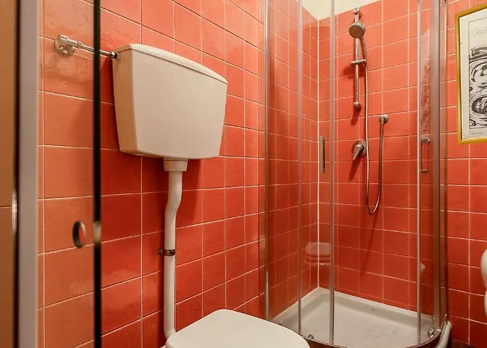 Kibilu - Via Dell'unione - Centre - Duomo * Milán