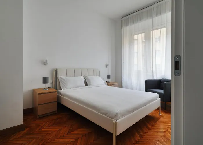 Joivy Chic 3-bed Flat Near Colonne Di San Lorenzo * ميلان