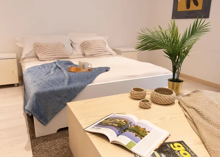 Lägenhet Luxury - Bramante 7 *