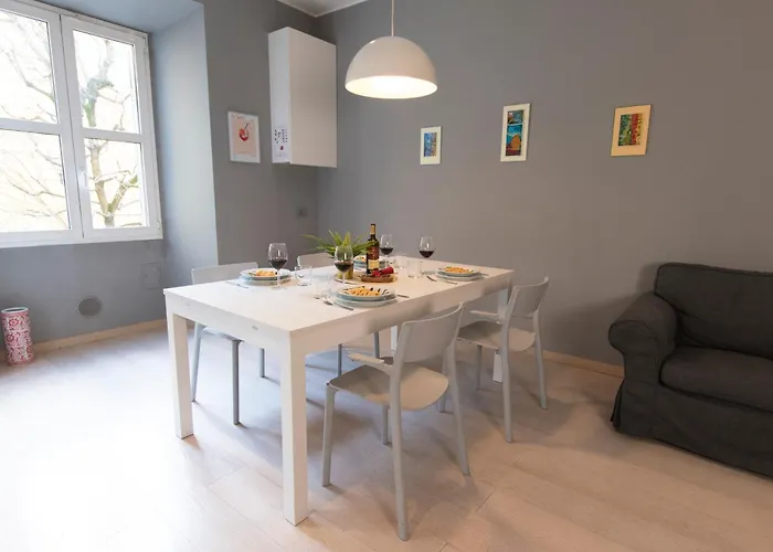 Luxury - Bramante 7 *