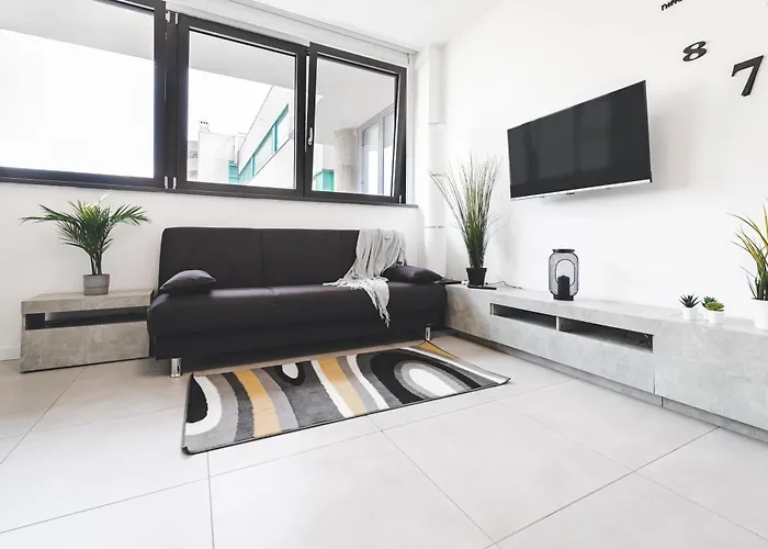 Zaffiro House * 米兰