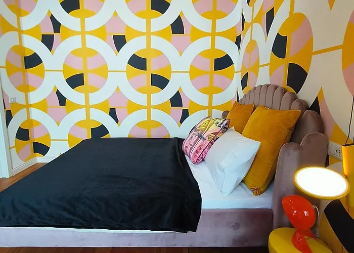 Designed 2 In Urban With Ac, Wifi And Subway *