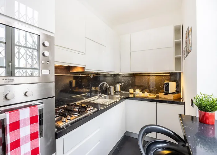 New Mico-fiera Elegante E Accessoriato, Wi-fi E Comfort