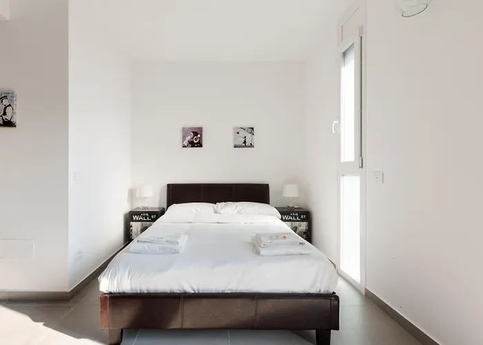 Guesthost - Udine M2 - Bright And Cozy Lägenhet Milano