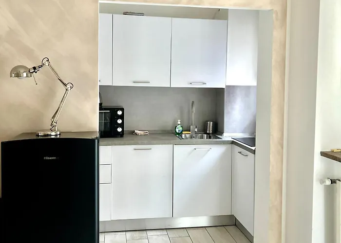 Lovely 2 With Small Garden Appartement