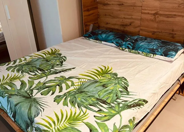 Rainbow Flat- Monolocale Luminoso アパート *