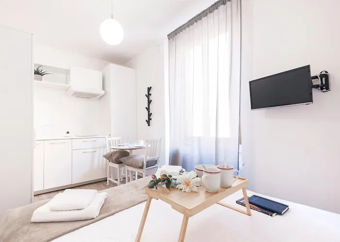 Easylife - - Tadino 17 - Porta Venezia