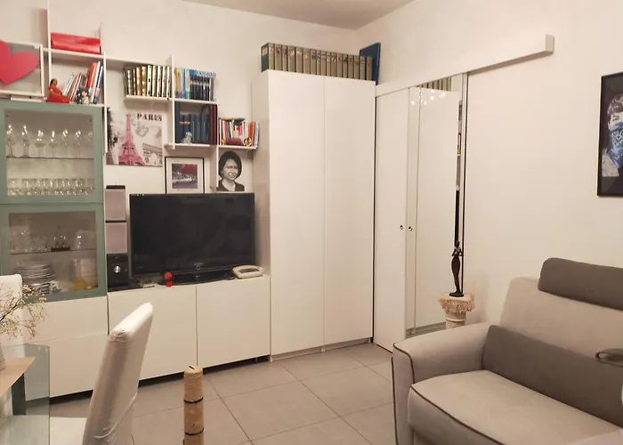 Focolare Domestico منزل للإقامة *