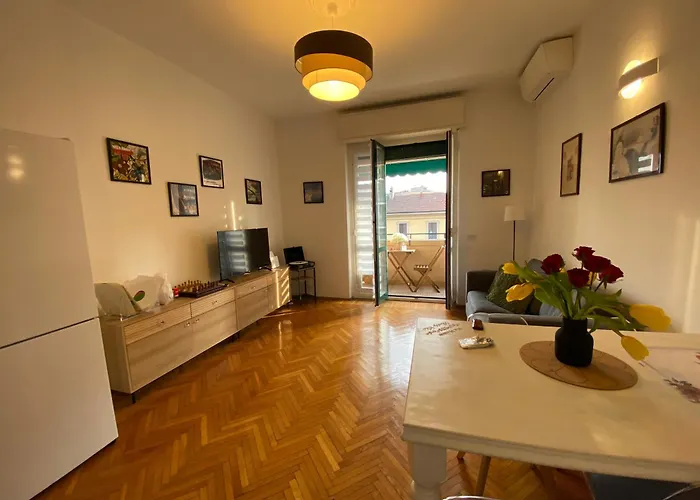 Daniela's Spazioso Ai Navigli * Mediolan