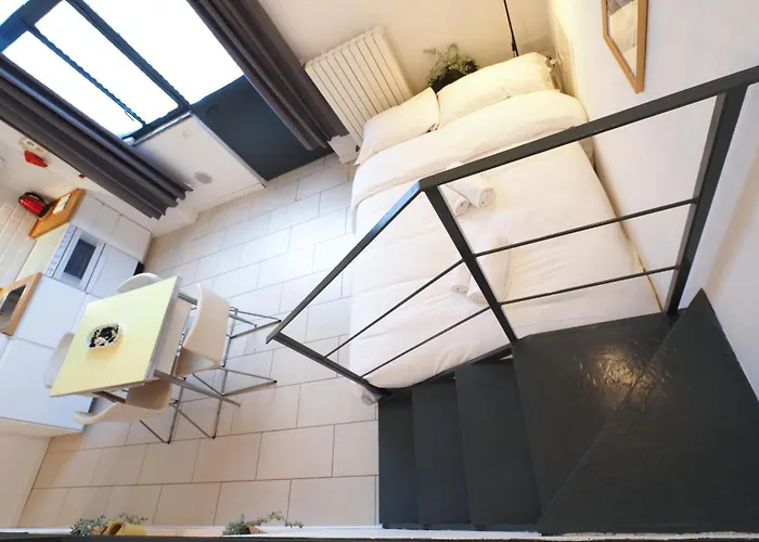 Primopiano - Acerenza Flat * Milán