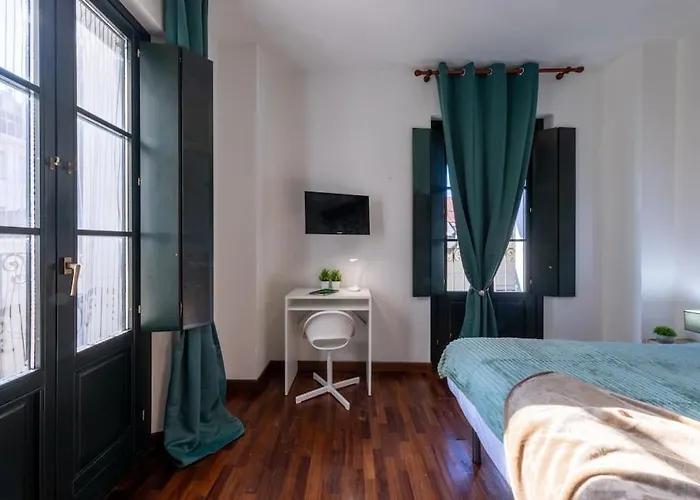 Close To Duomo Lovely City Center Flat Апартаменты Милан