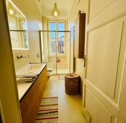 Prestigious Period - Free H24 Garage And Breakfast Apartman