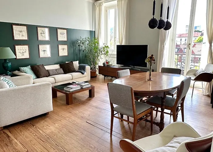 Lägenhet Ampio E Luminoso Bilocale Nel Centro Di *