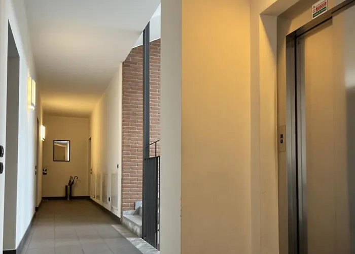 La Casa Di Charlie - Stazione Milán