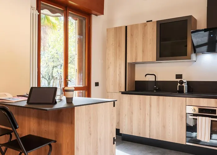 Frassini Flexyrent Apt. Aircon * Milano