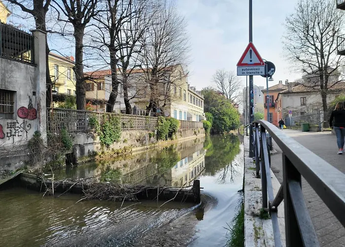 Monza, 177 - Sul Naviglio Martesana *