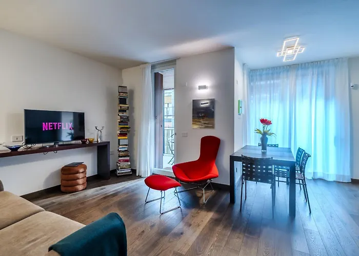 Luxury - Free Parking - Duomo-navigli Apartmán *