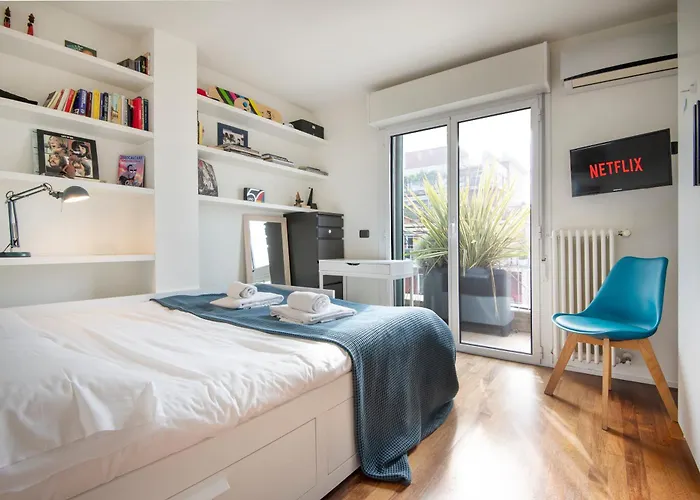 Giresio 41 - Your Penthouse With Rooftop Garden In Navigli - Wifi Apartamento