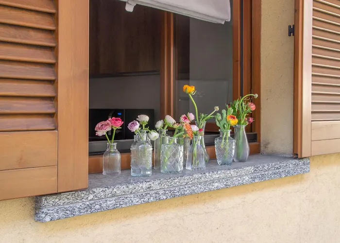 Small Island In * Milaan