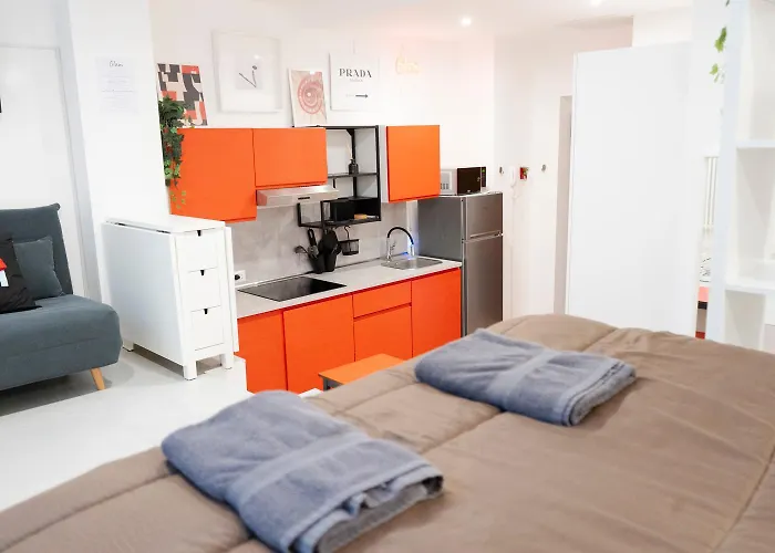 Vals6 - Glam In The Center Of - Milano