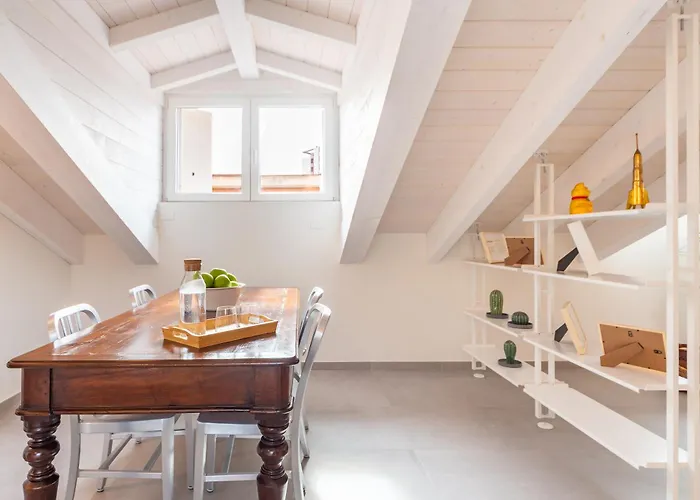 La Mansarda Di Sarpi Διαμέρισμα *