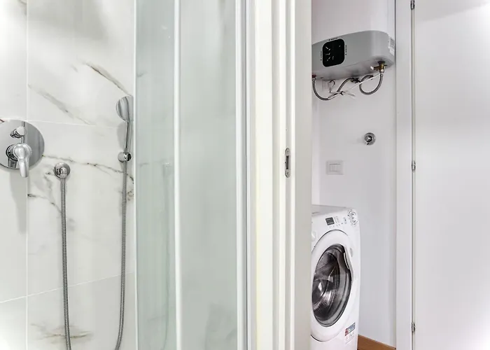 Zara - Station - 10' Duomo - San Siro Daire *