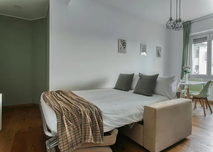 Zara - Station - 10' Duomo - San Siro * Milánó