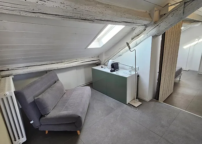 Romantic View شقة ميلان