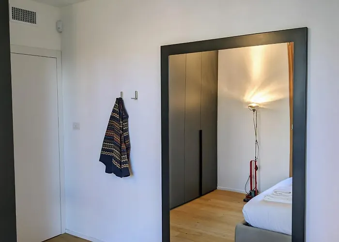 Mantega At Navigli - Pool And Garage * Milánó