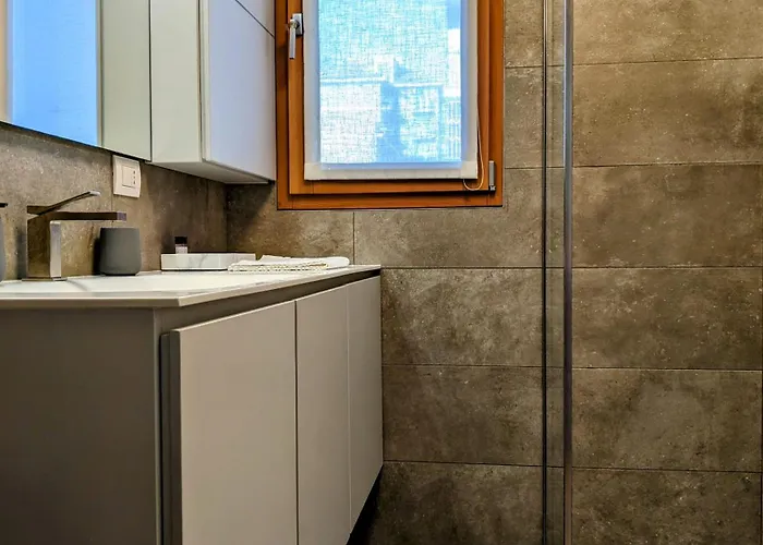 Mantega At Navigli - Pool And Garage