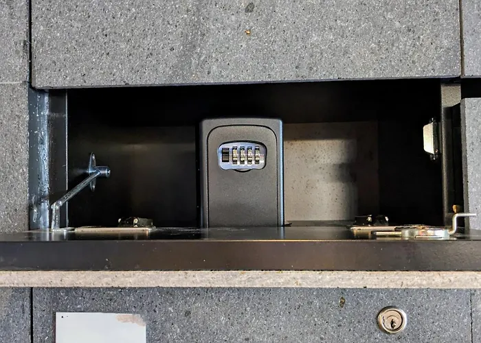 Mantega At Navigli - Pool And Garage *