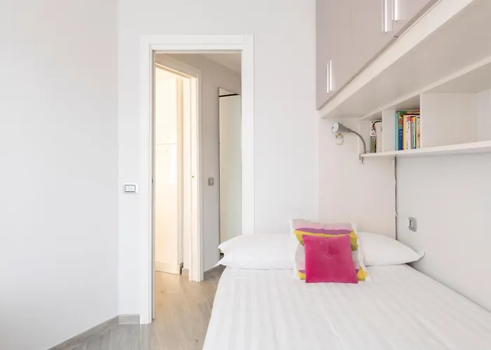 Adorable Centre, 2 Bd, 4 Guests Milánó