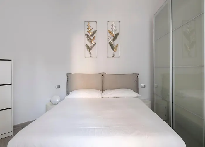 Adorable Centre, 2 Bd, 4 Guests Milánó