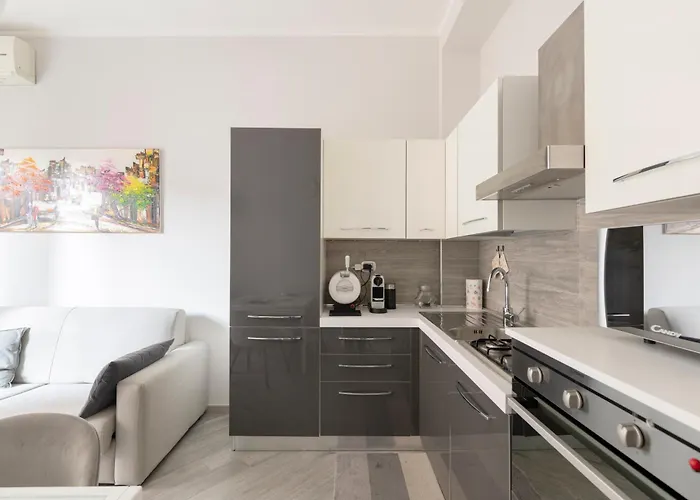 Adorable Centre, 2 Bd, 4 Guests * Milánó