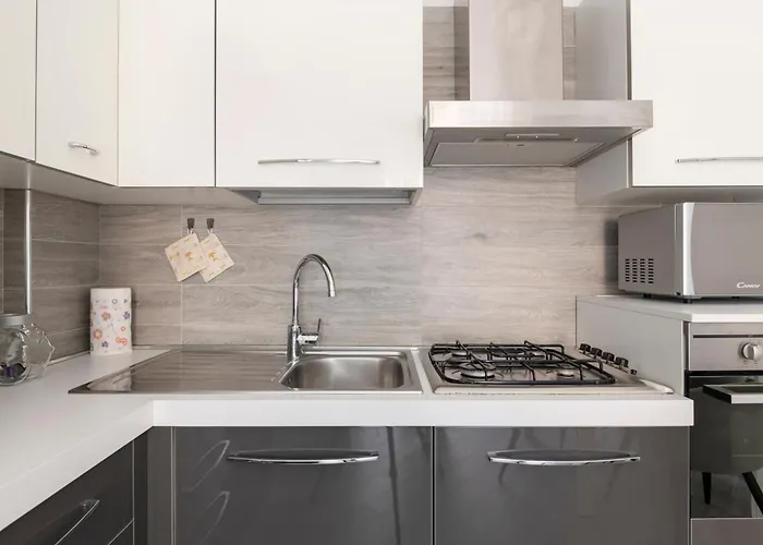 Adorable Centre, 2 Bd, 4 Guests Apartman *