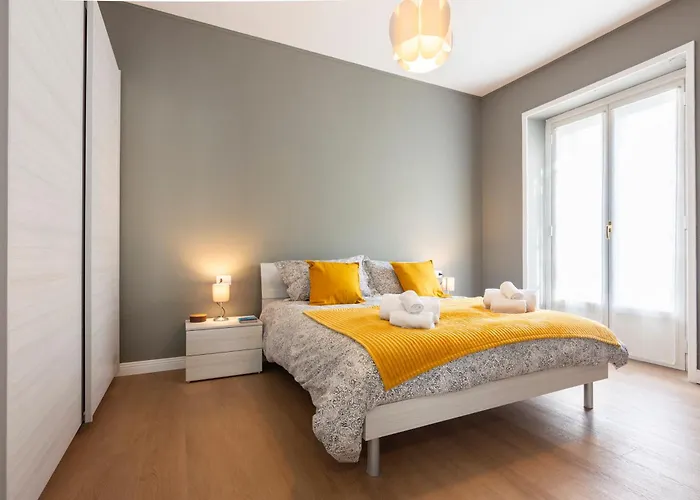 Ospitali - Dimora Tina, Ampio Trilocale In Zona Lambrate Comodo X4 מילאנו