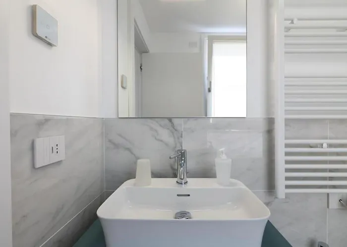 Lovely Terrace - Porta Romana District *