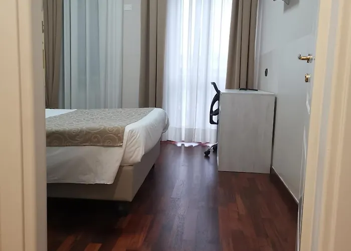 Gæstehus Station Group - Via Sammartini 15