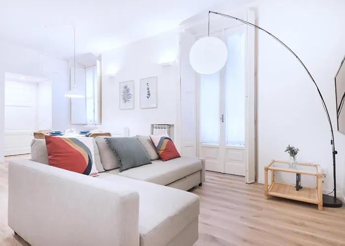 Easylife - - Lecco 5 P2 - In Porta Venezia Milan