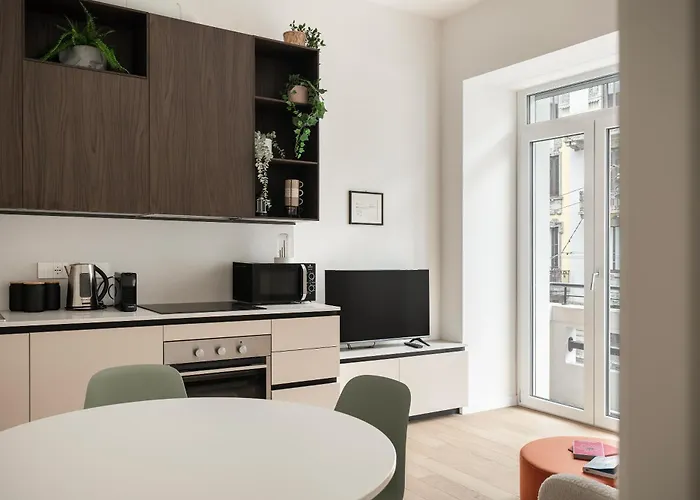 Santa Tecla Living Corti Di Bayres * Milán