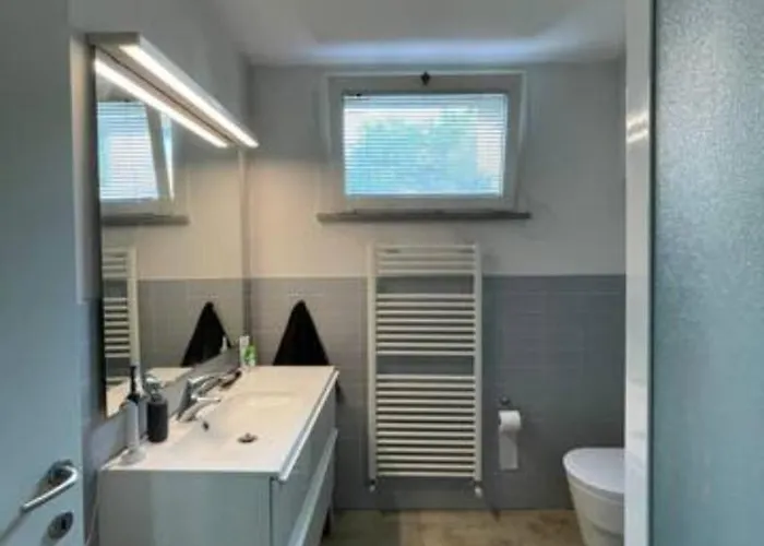 Ampio Loft Su Due Livelli Con Giardino