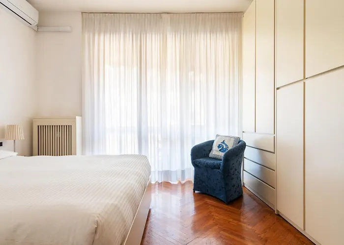 Il Bilocale Con Terrazzo Dei Marchesi 아파트 *