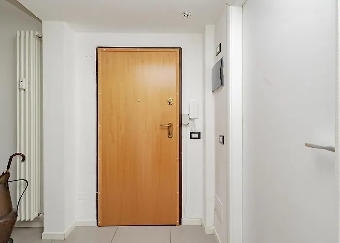 Xenia - Quiet And Cozy Two-room Lejlighed *