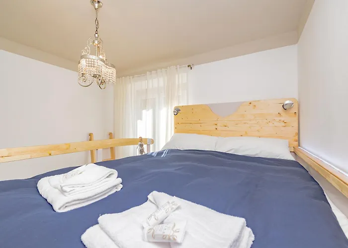 2 Bedroom - Buzzi Hospital, Sempione, Mico, 100mt Metrom5 *