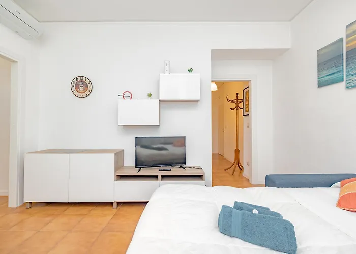 Apartment Niguarda Hospital M5 Lilla 10 Away Wifi Ac *