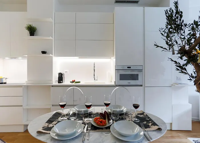 The Rent - One-bedroom Near Crocetta *