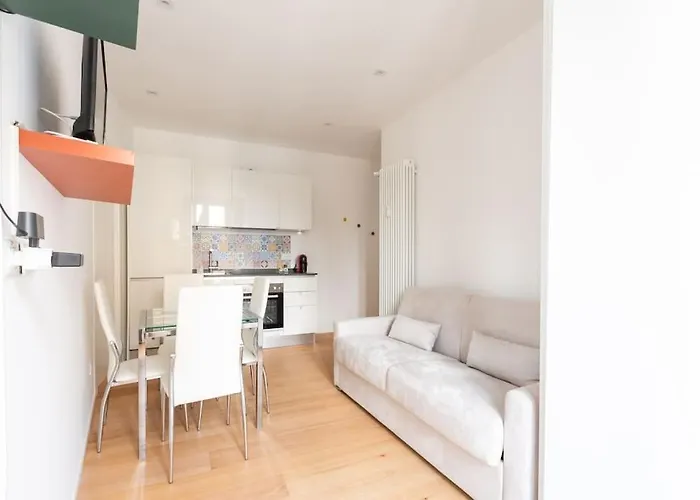 Easytopstay - Porta Romana Urban Chic Appartement *